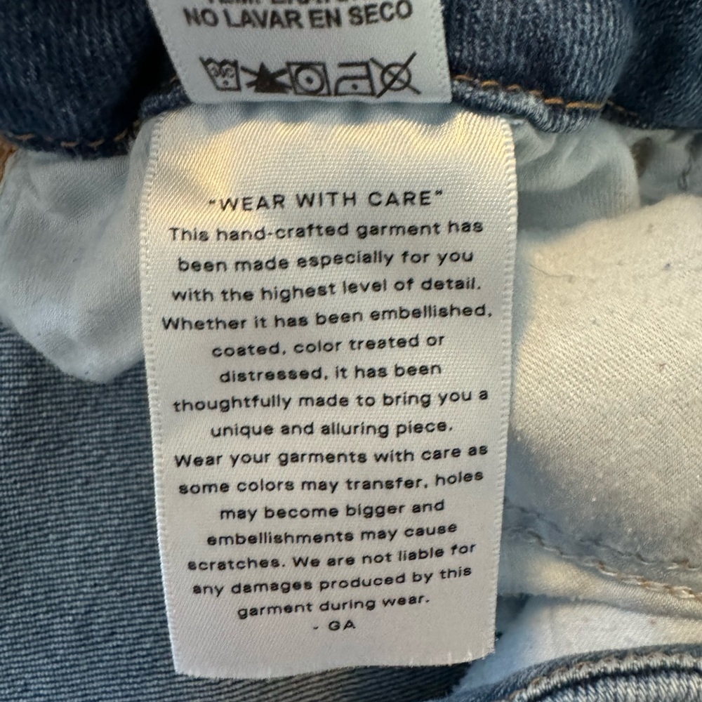 Good American destroyed jeans size 16 - Picture 5 of 6